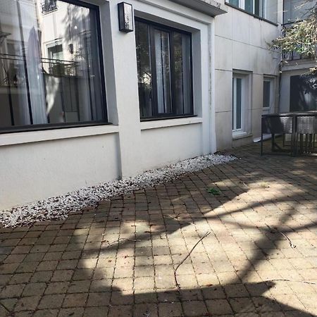 2 Piece Avec Terrasse Ensoleille Apartment Сюрен Екстериор снимка